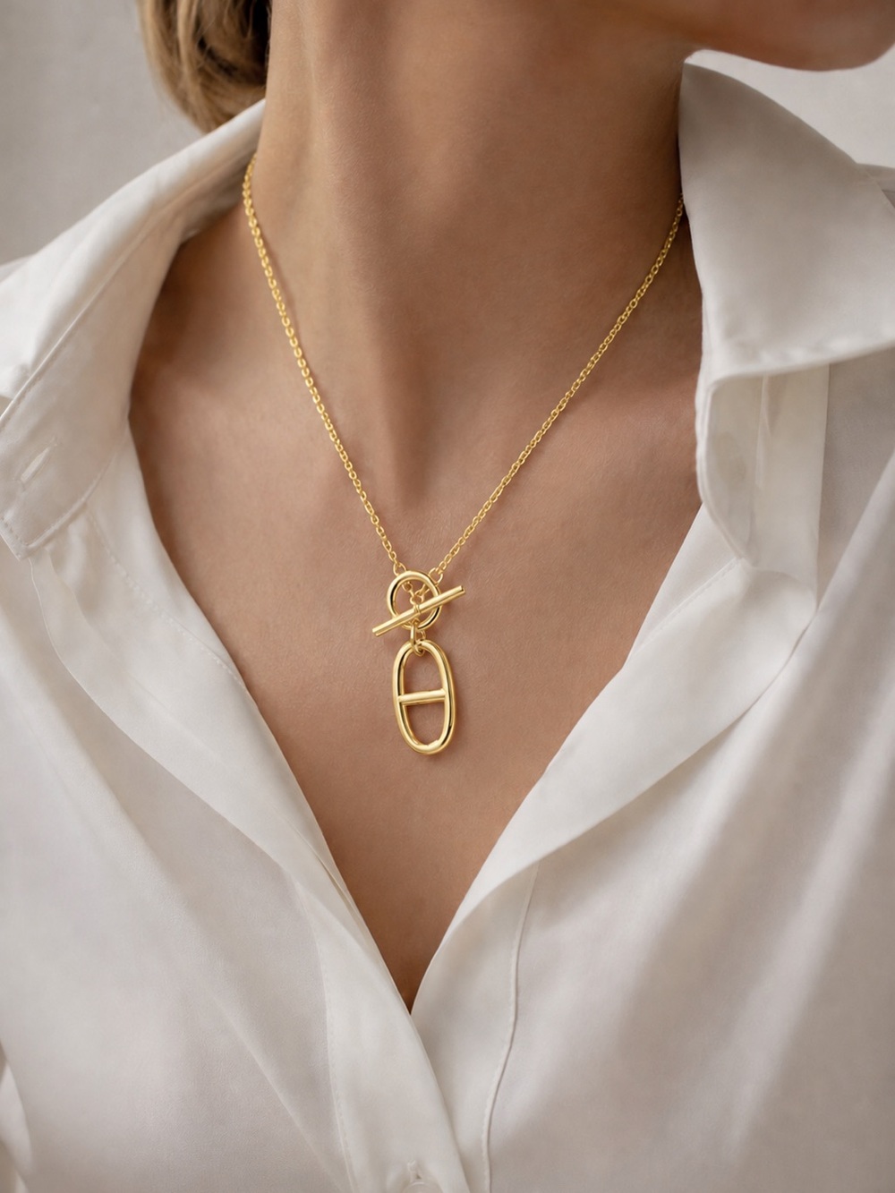 Luxury Gold Tone Minimalist Toggle Oval Pendant Necklace Women Jewelry NWOT